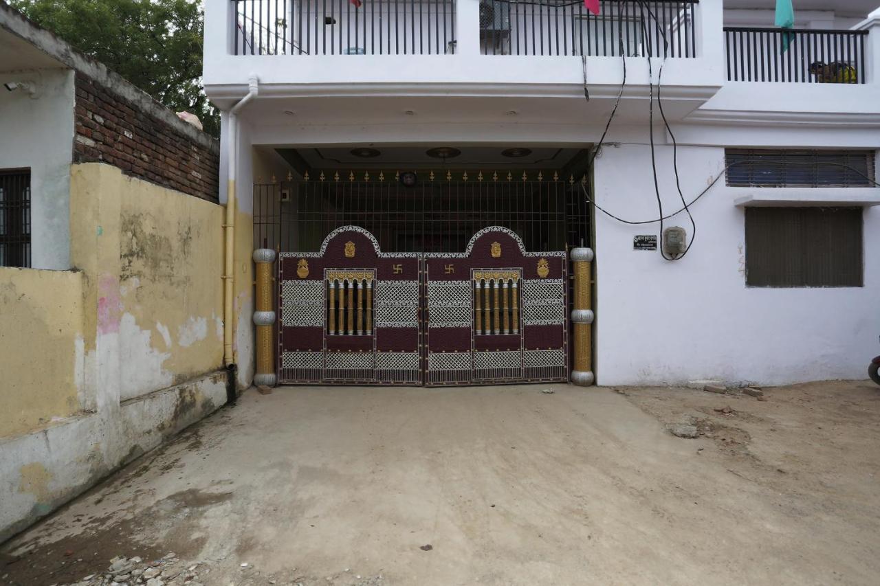 Fabhotel Shivam Palace Benares Buitenkant foto