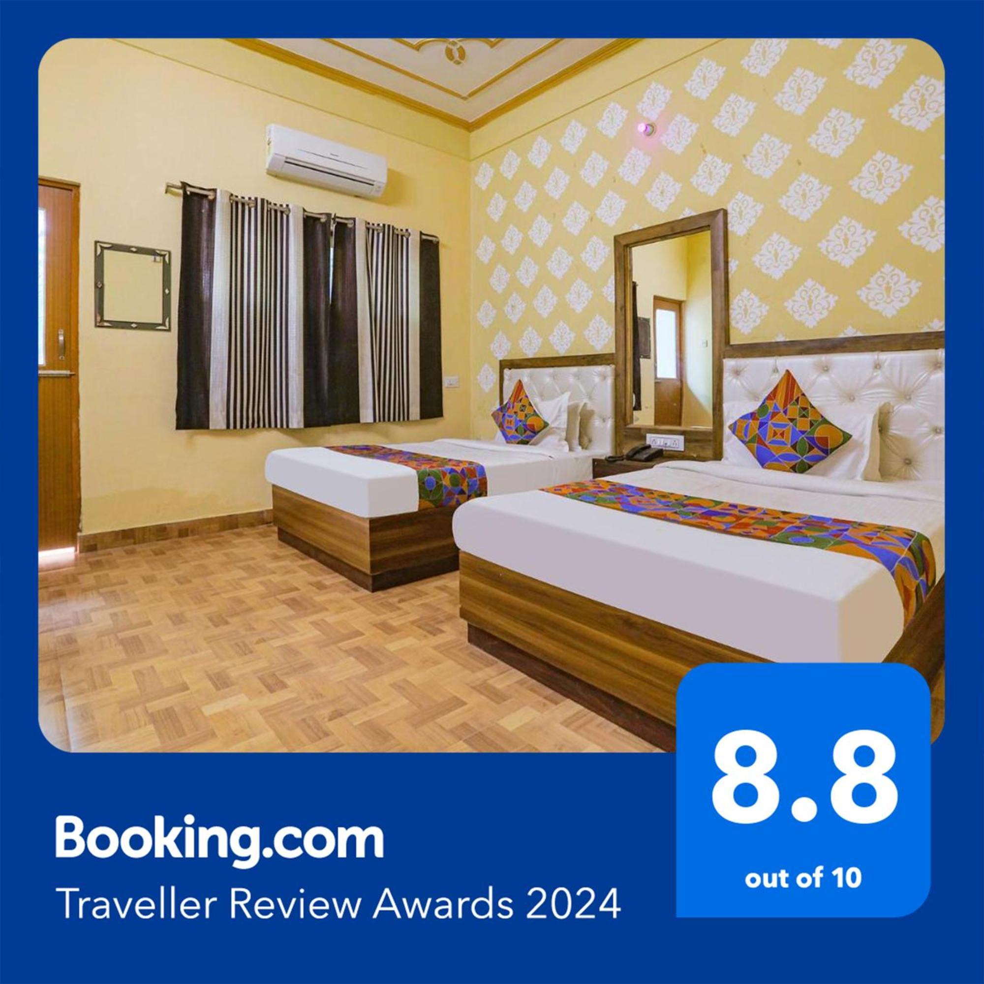 Fabhotel Shivam Palace Benares Buitenkant foto